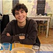 Laureato in matematica all'Università La Sapienza offre ripetizioni di matematica e fisica per tutti i livelli