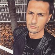 Giovane laureato in Giurisprudenza disponibile per lezioni di ripasso per tutte le materie di diritto, ma anche italiano e Letteratura