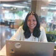 Spanish and English tutor teaching children, teenagers, and young adults