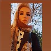 Laureata ,impartisce lezioni private per preparazioni esami universitari facoltá di Giurisprudenza