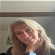 Calm, encouraging yoga & fitness instructor with a rehab background. All levels welcome 
