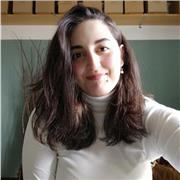 Studentessa universitaria impartisce lezioni private di inglese