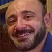 Esperto e appassionato della cultura spagnola e bilingue si offre per lezioni e conversazioni di lingua spagnola