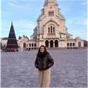 Laureata in Scienze del Turismo, potrei aiutare nei compiti nelle materie di Geografia, Matematica, Economia, Italiano, Storia