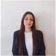 Soy una persona muy responsable y aplicada, organizada y motivadora. 