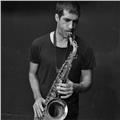 Profesor con mucha experiencia ofrece clases de saxofón y improvisación para todos los niveles