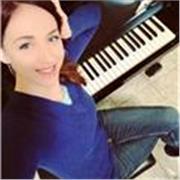 Insegnante di Canto Lirico e Moderno si offre per lezioni presenziali e online