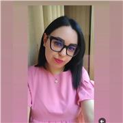 Estetista e onicotecnica offre lezioni on line di manicure, pedicure, epilazione con cera