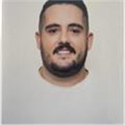 Profesor bilingüe de Historia apto para todos los niveles.