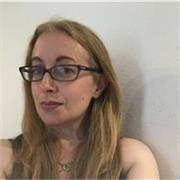 I'm a dedicated tutor, my lessons are aimed at students who want to improve their drawing skills.