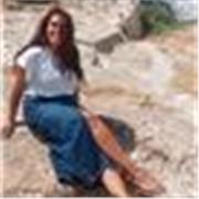 Sono Simona e sono qui per supportarvi e guidarvi in questa meravigliosa lingua che tanto, delle volte, non comprendiamo 