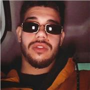 Hola soy David, un jóven de 21 años, soy paciente, con buenas habilidades comunicativas, risueño, sé gestionar bien mis emociones