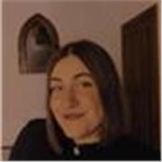 Soy una chica extrovertida y paciente. Puedo dar refuerzo en las distintas materias ° de Primaria hasta 4° de ESO