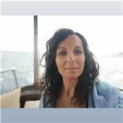 Insegnante di inglese e spagnolo con ventennale esperienza in Italia ed all'estero