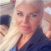 Englischlehrerin für Kinder (bis 10 Jahre)
Mein Name ist  Katarina , und ich bin eine engagierte und geduldige Englischlehrerin