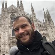 Insegnate per aiuto compiti. Laureato in economia, metto a disposizione il mio aiuto con percorsi personalizzati online. 