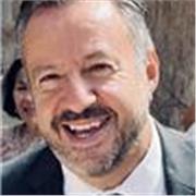 Abogado con perfil social. Buen trato y paciencia
