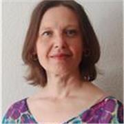 Profesora de apoyo en asignaturas relacionadas con las Humanidades (Historia, Arte, Literatura, etc.) y la Danza Clásica