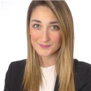 Maestra de Educación Primaria con mención inglés, nivel c1 acreditado y experiencia en EEUU y España