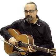 I give private lessons tailored to your level and skills.