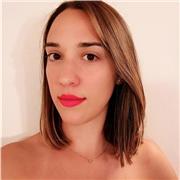 Profesora italiana quiere dar clase de italiano y filosofía a niños, jóvenes y adultos