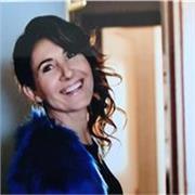 Nutrire Corpo e Mente, Insegnante di yoga certificata con 10 anni di esperienza. Yoga per donne, uomini, ragazzi e Face yoga. Om