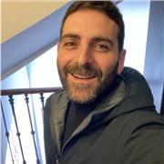 Laureando in scienze motorie impartisce lezioni per studenti delle scuole superiori ed Università