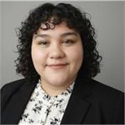 Maestra de apoyo escolar en álgebra lineal