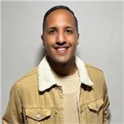 Profesor nativo y paciente para estudiantes principiantes niveles A1 A2. Con experiencia en clases particulares.