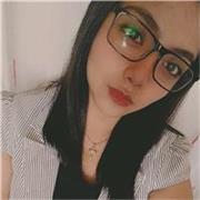 Profesora de Ingles imparte clases a niños, jovenes y adultos