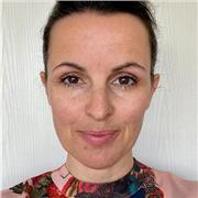 Cadre de santé Infirmière en reconversion professionnelle, je souhaite proposer mes services pour de l’enseignement à distance en Français langue étrangère. Bon niveau de français
