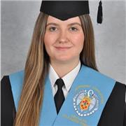 Soy una chica trabajadora y con muchas ganas de aprender. Puedo dar clase a cualquier curso