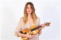 Profesora de violín método Suzuki y lenguaje musical método Music Mind Games