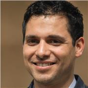 Du willst Chemie erfolgreich abschließen? Ein auf Chemie in der Oberstufe spezialisierter Nachhilfelehrer hilft dir dabei!