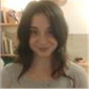 Soy psicóloga. He vivido en Inglaterra e Italia, trabajo por mi cuenta y amo lo que hago. Estoy especializada en movimiento.