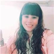 Profesora de marketing para jovenes, futuros emprendedores