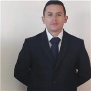 Tutor colombiano ofrece introduccion al español para jovenes y adultos de manera personalizada.