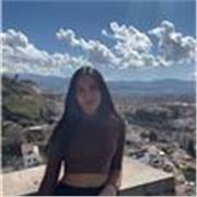 Profesora de conservatorio hasta 3° de Enseñanzas Profesionales. Clases de piano, lenguaje musical, coro, agrupaciones