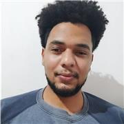 Minhas aulas de biologia utilizam métodos dinâmicos e participativos, unindo teoria e prática. Uso exemplos do cotidiano, recursos