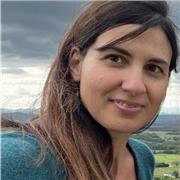 Professeure de philosophie donne des cours de soutien scolaire pour mieux comprendre les méandres de la philosophie !