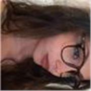 Studentessa di lettere classiche. Ripetizioni di letteratura e grammatica italiana, materie umanistiche. Aiuto compiti pomeridiani