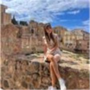 My name is Evelina. I live in Spain. 
I speak English, Spanish, Ukrainian and Russian.
I conduct classes for youth and adults.