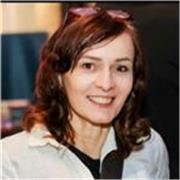 Wykwalifikowany I doswiadczony lektor jezyka angielskiego , 15 lat doswiadczenia poza Europa . Master's in TESOL