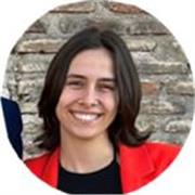 Profesora de inglés imparte clases para niños de cualquier edad