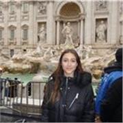 Profesora de inglés apta para enseñar a niños 