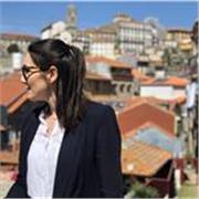 Bilingüe, Extrovertida, Simpática, Proactiva, Comunicativa, Paciente, Resolutiva, Trabajo en Equipo 