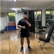 Preparador Físico Deportivo Personal Trainer y Defensa Personal Presencial y Online bilingüe 8 años de experiencia renamientos Físicos para grupos,niños y adultos.Defensa Personal mujeres niños y Adultos -Musculación -Entrenamientos Funcionales- Entrenami