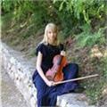 Insegnante di violino, viola e solfeggio. le mie lezioni si rivolgono ad ogni fascia di età e ad ogni livello!