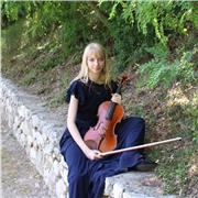 Insegnante di violino, viola e solfeggio. Le mie lezioni si rivolgono ad ogni fascia di età e ad ogni livello!