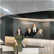 As passionate and experienced history teacher, I specialize in bringing the past to life for my students.